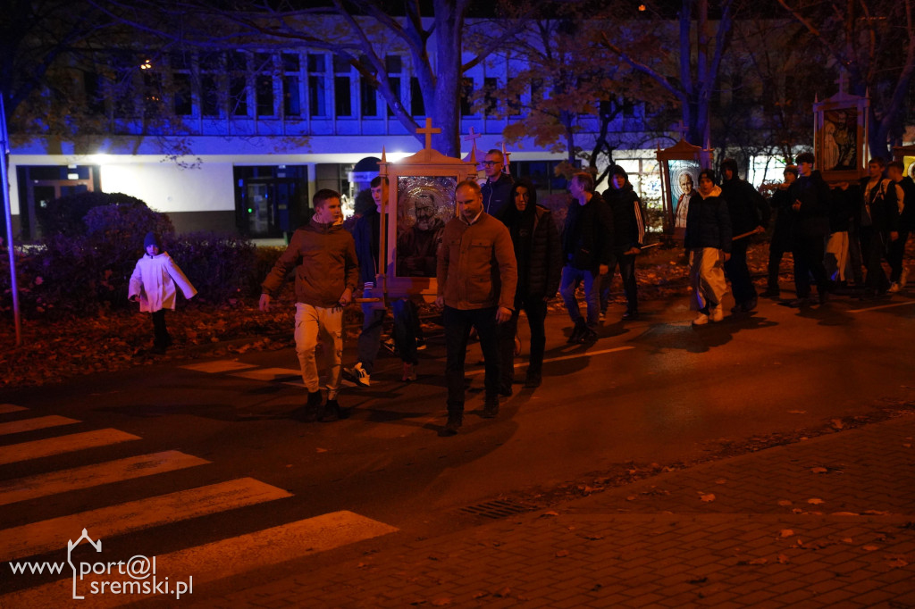 Marsz świętych w Śremie