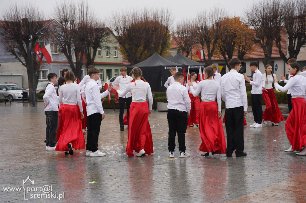 Święto Niepodległości w Książu Wlkp.