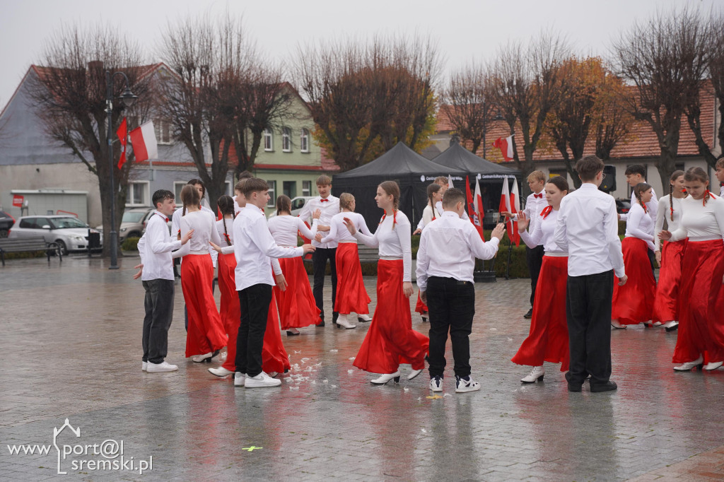 Święto Niepodległości w Książu Wlkp.