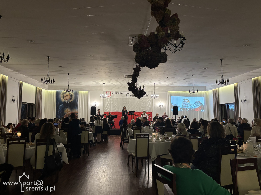 Wieczór pieśni i wspólnej pamięci w Dalewie