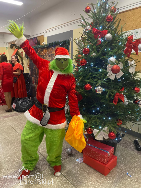 Kiermasz świąteczny w SP6