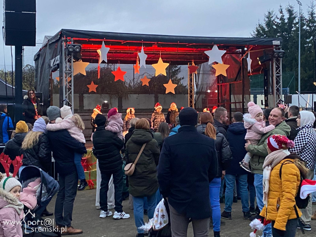 Kiermasz w Książu Wlkp.