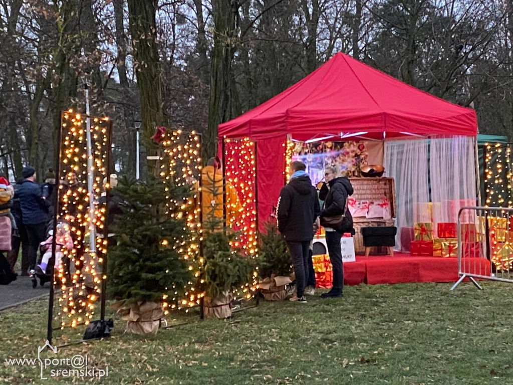 Kiermasz w Książu Wlkp.