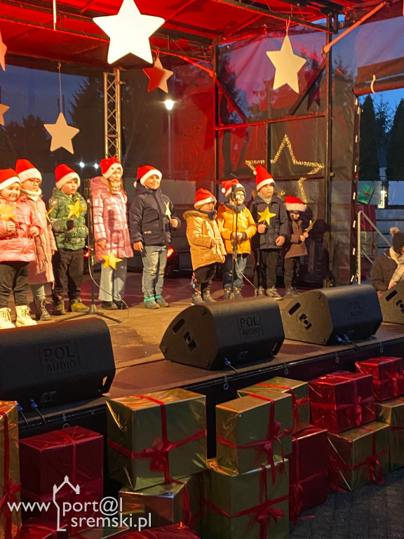 Kiermasz w Książu Wlkp.