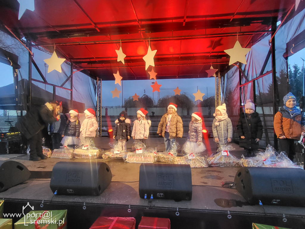 Kiermasz w Książu Wlkp.