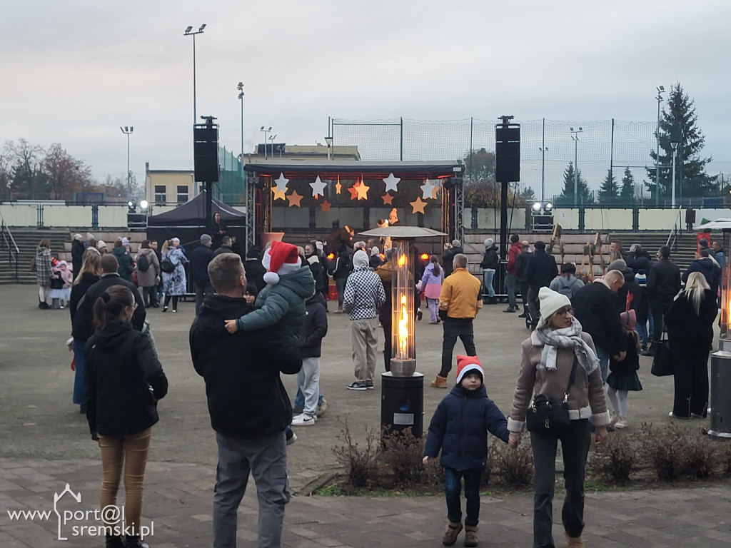 Kiermasz w Książu Wlkp.