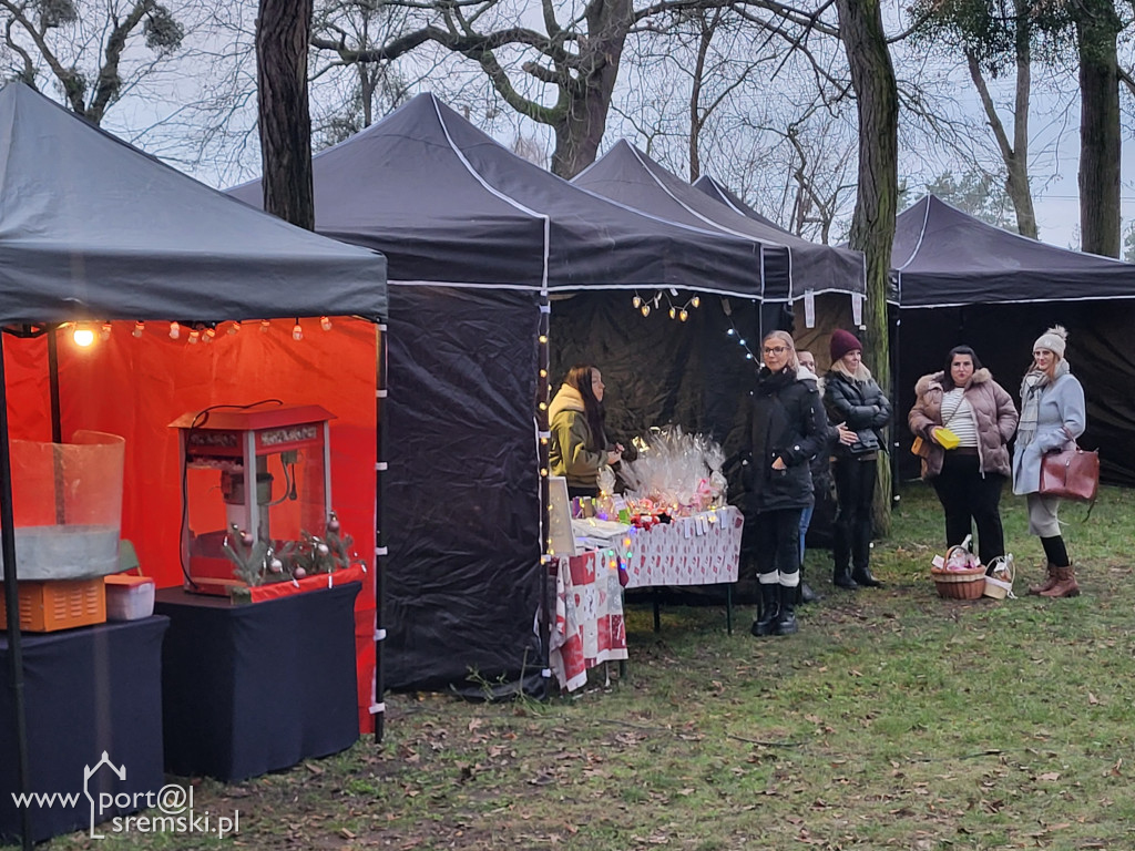 Kiermasz w Książu Wlkp.