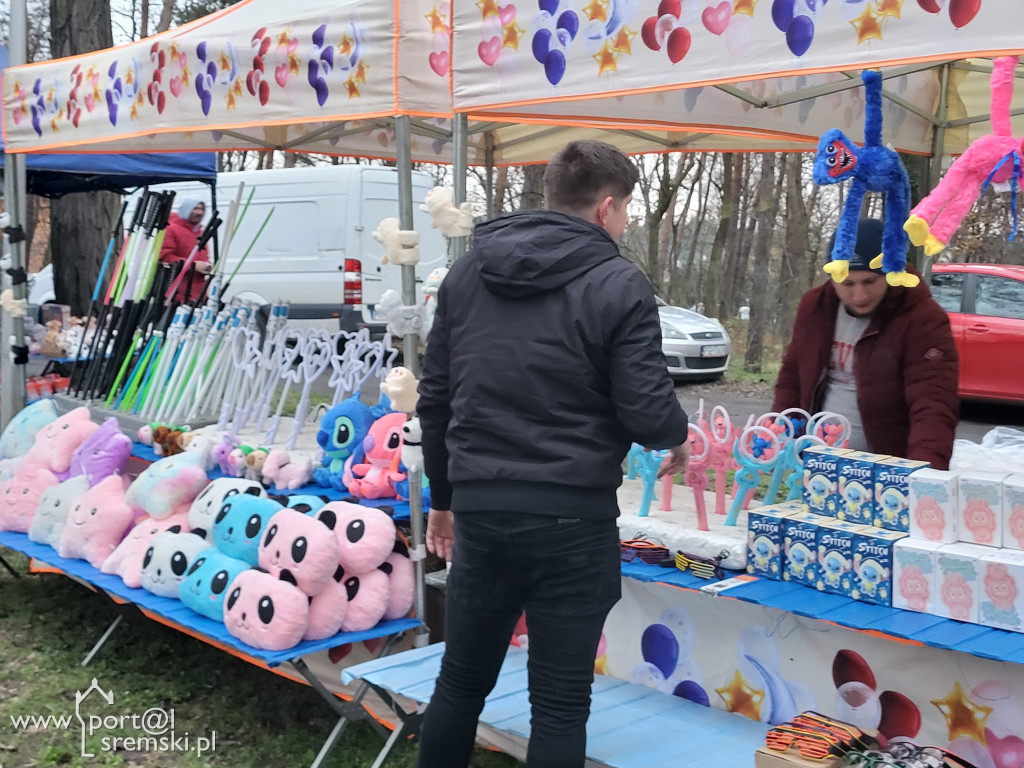 Kiermasz w Książu Wlkp.