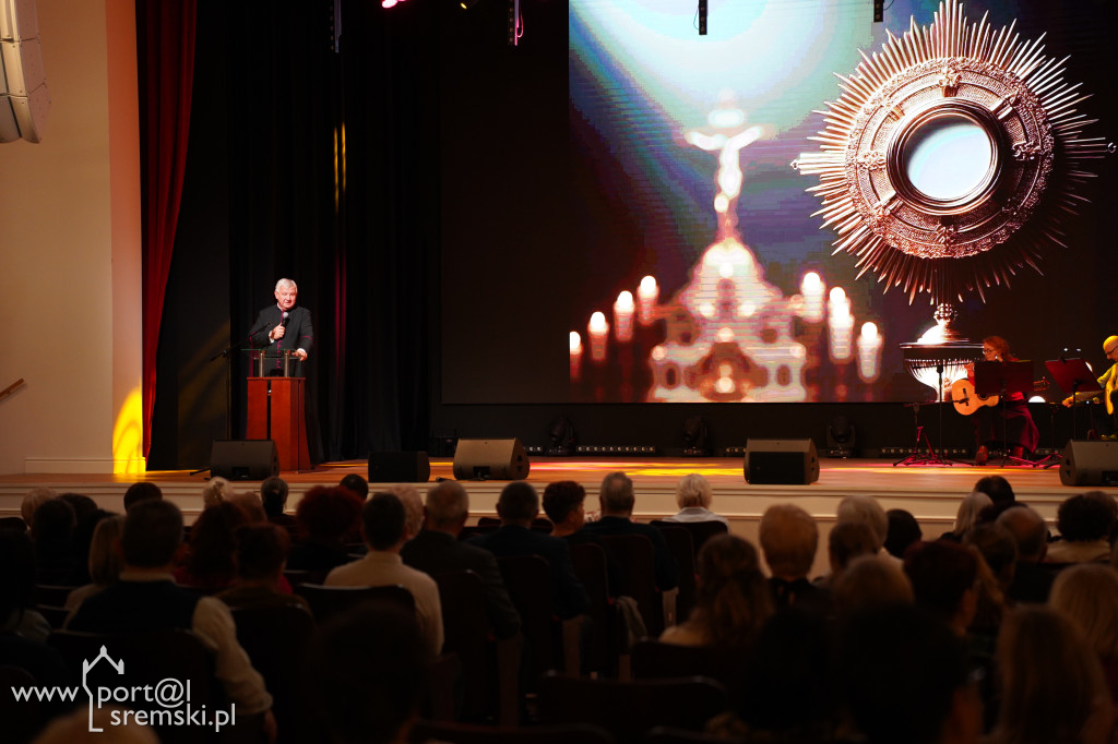 Dwa lata kaplicy Wieczystej Adoracji