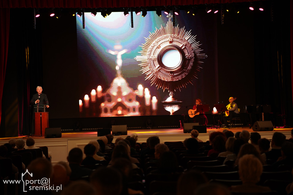 Dwa lata kaplicy Wieczystej Adoracji