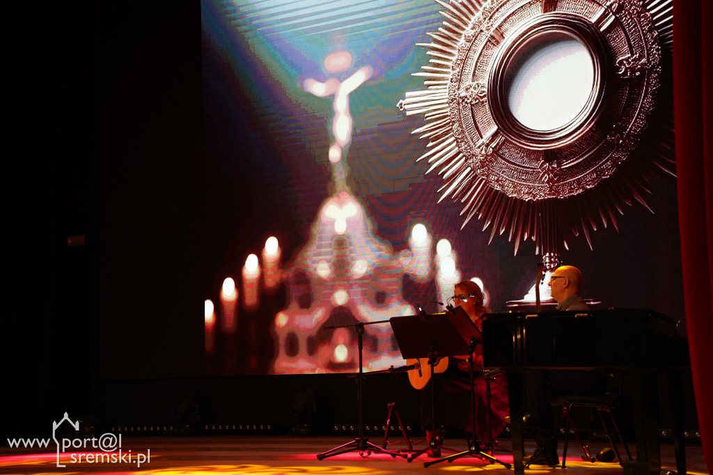 Dwa lata kaplicy Wieczystej Adoracji