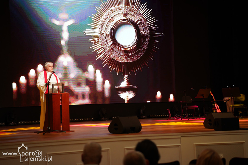 Dwa lata kaplicy Wieczystej Adoracji