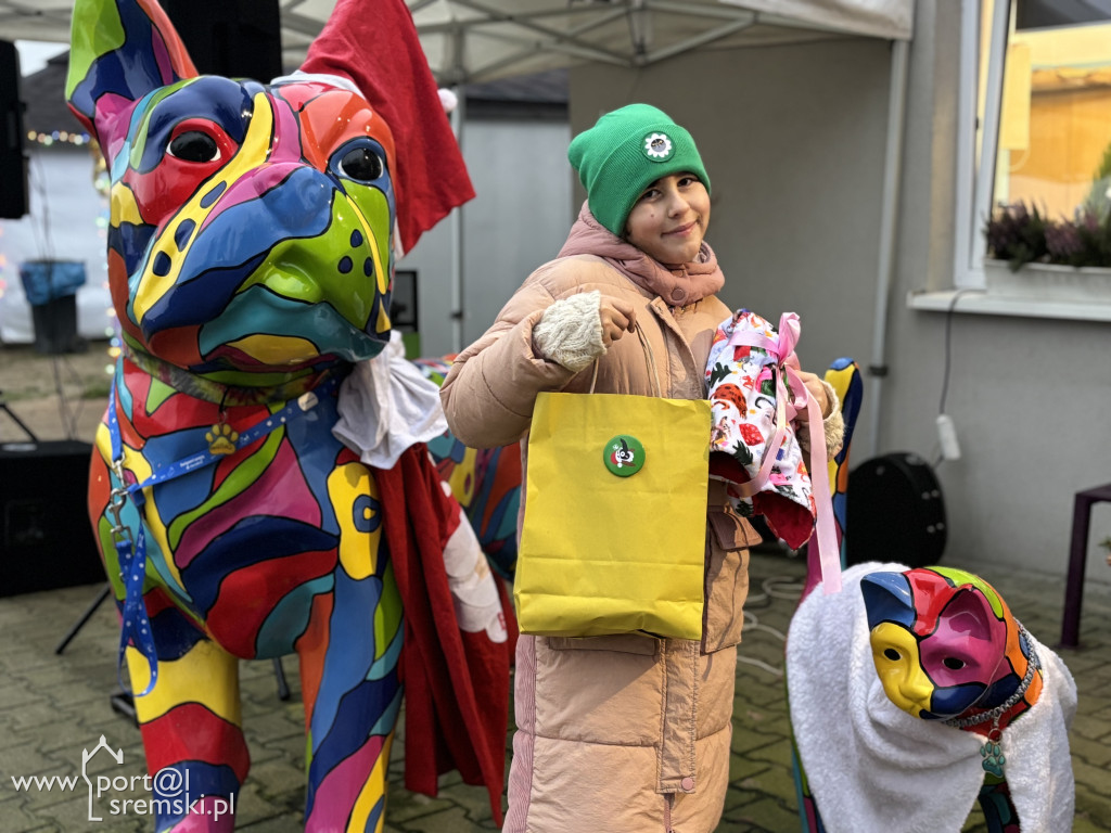 Kiermasz świąteczny w Schronisku w Gaju