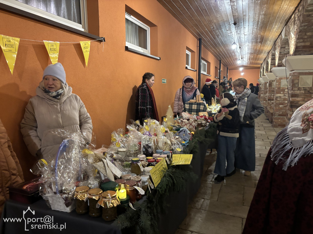 Jarmark Adwentowy w KCEK w Śremie