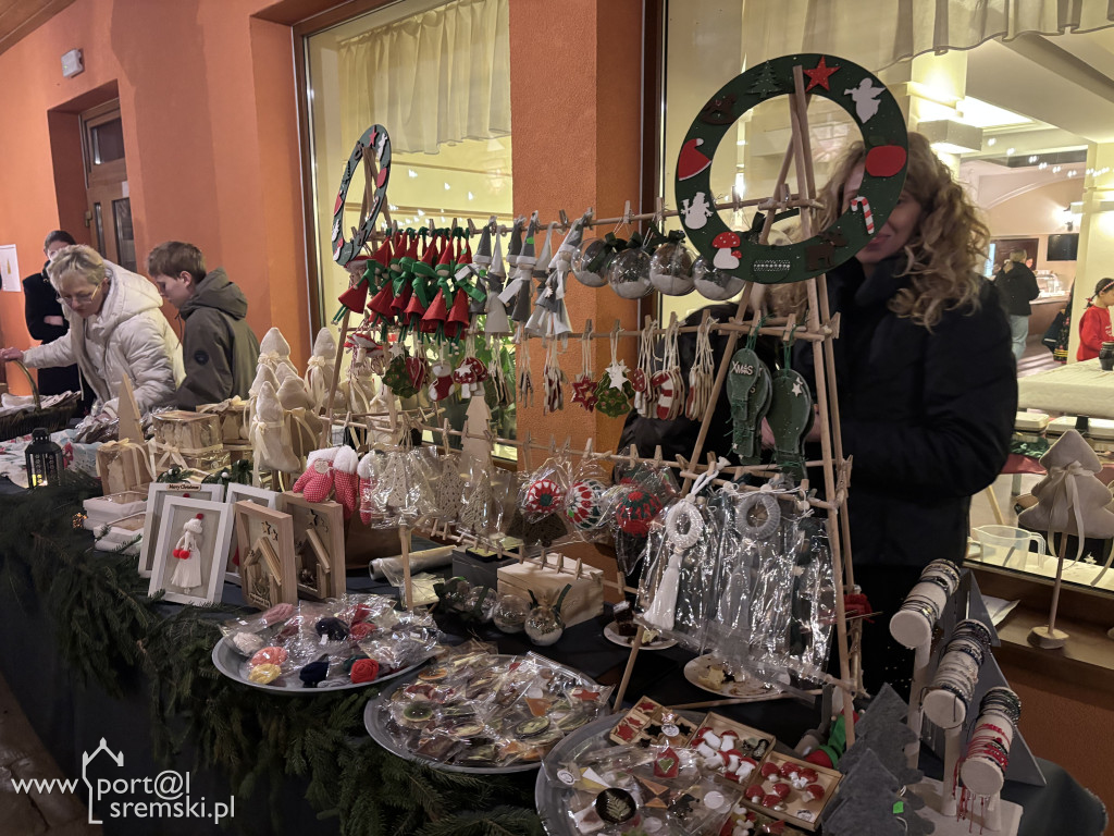 Jarmark Adwentowy w KCEK w Śremie