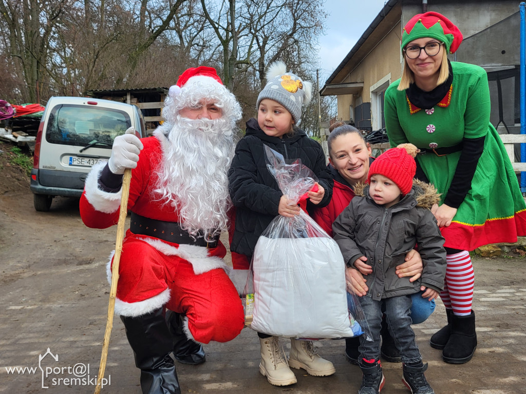 Mikołaj odwiedził dzieci w  Chrząstowie