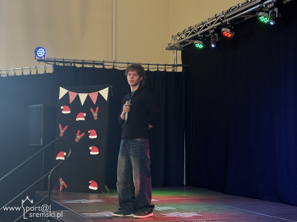 Spotkanie świąteczne LO i Szkoły nr 3 im. Marii Grzegorzewskiej