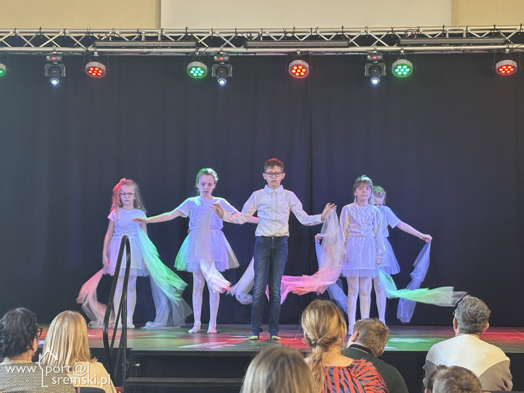 Spotkanie świąteczne LO i Szkoły nr 3 im. Marii Grzegorzewskiej