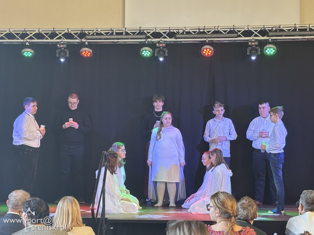 Spotkanie świąteczne LO i Szkoły nr 3 im. Marii Grzegorzewskiej