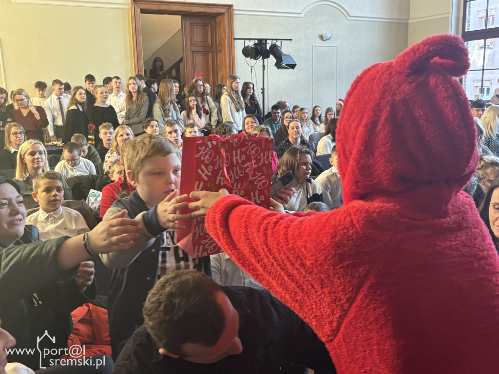 Spotkanie świąteczne LO i Szkoły nr 3 im. Marii Grzegorzewskiej