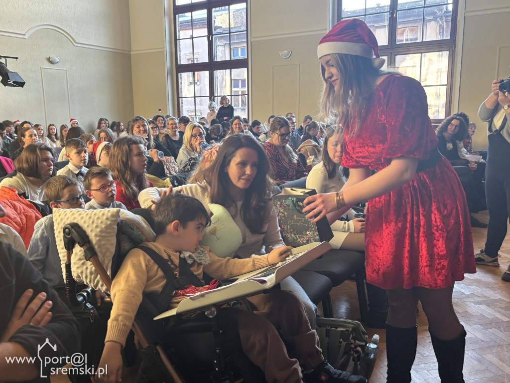 Spotkanie świąteczne LO i Szkoły nr 3 im. Marii Grzegorzewskiej