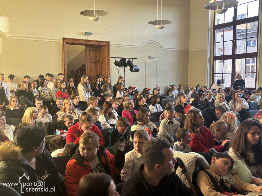 Spotkanie świąteczne LO i Szkoły nr 3 im. Marii Grzegorzewskiej
