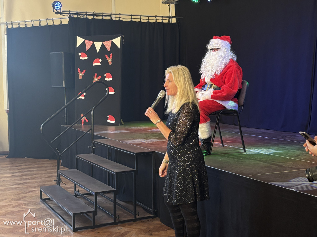 Spotkanie świąteczne LO i Szkoły nr 3 im. Marii Grzegorzewskiej