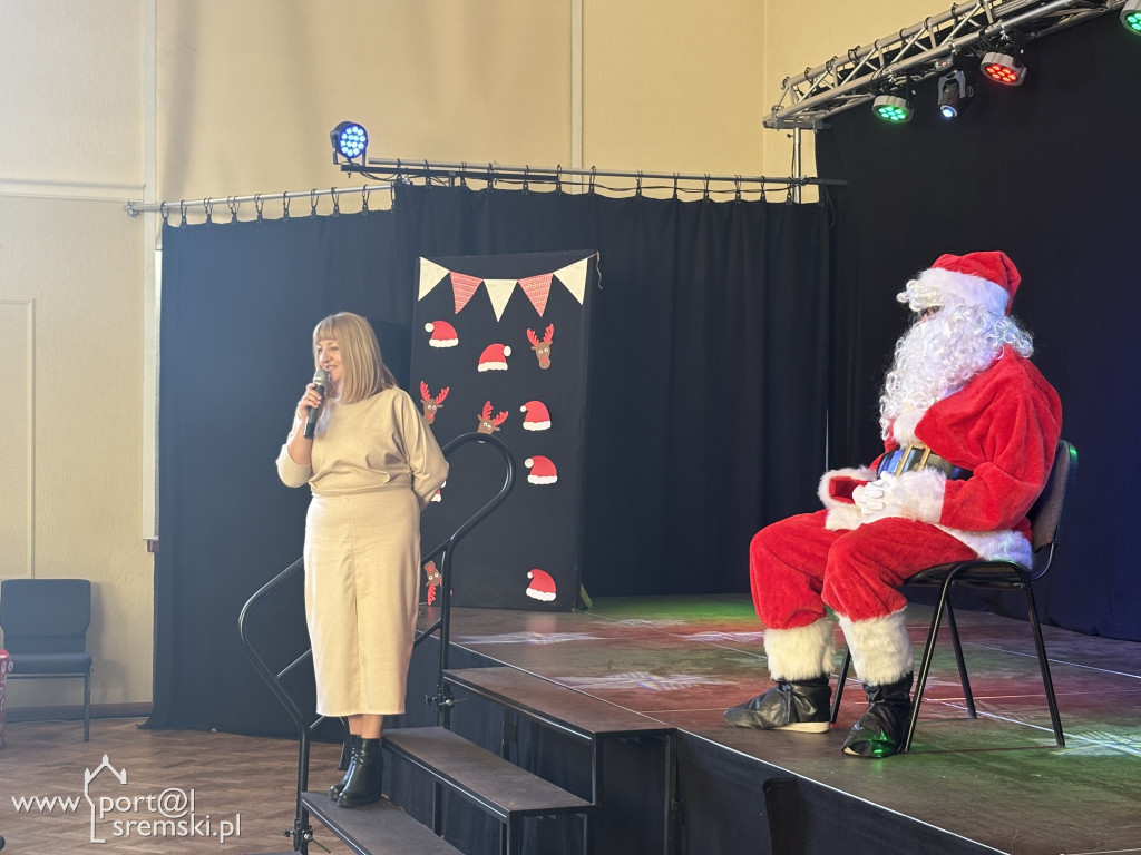 Spotkanie świąteczne LO i Szkoły nr 3 im. Marii Grzegorzewskiej