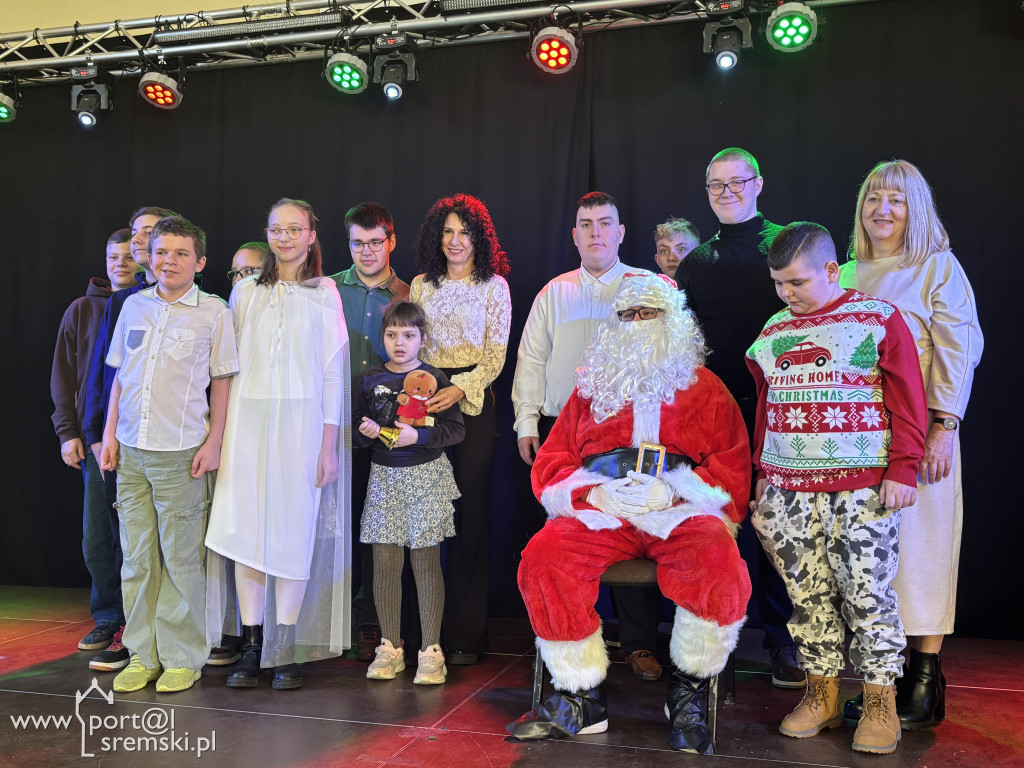 Spotkanie świąteczne LO i Szkoły nr 3 im. Marii Grzegorzewskiej