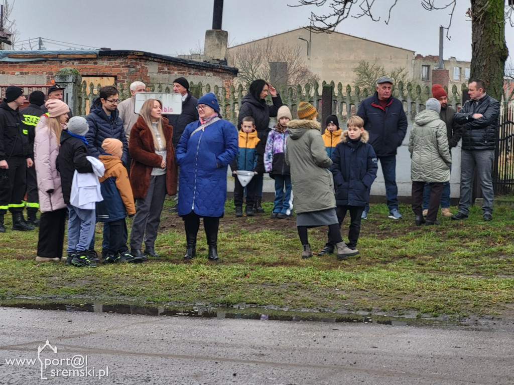 Odnowienie figury św. Jana Niepomucena w Niesłabinie