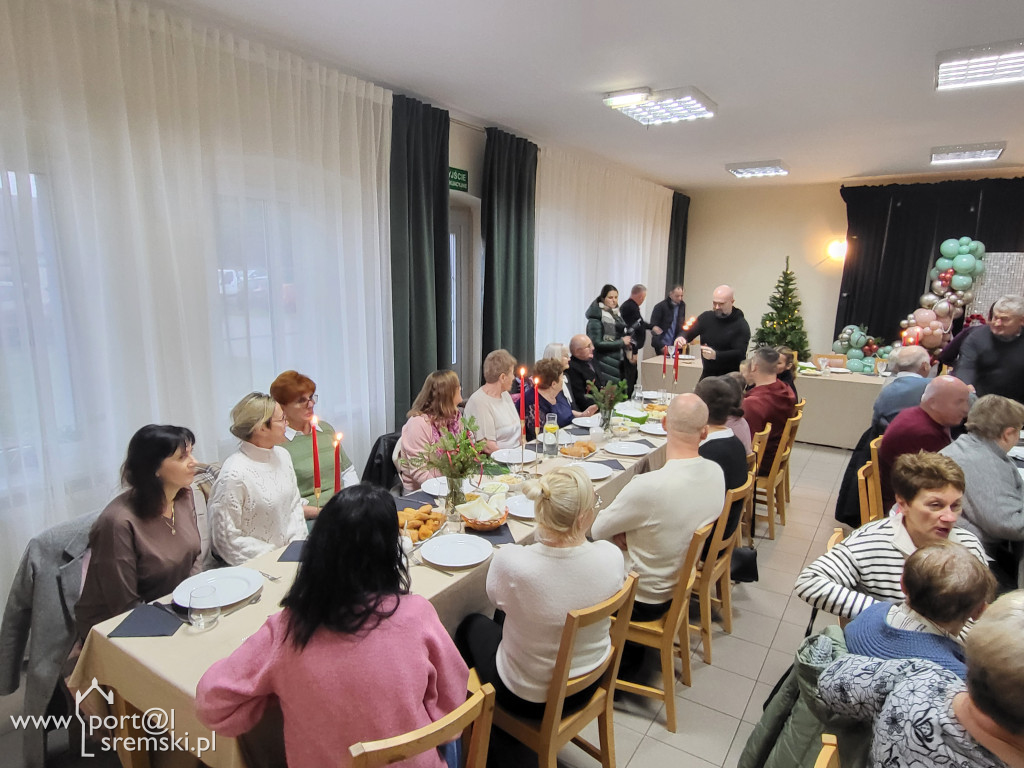 Odnowienie figury św. Jana Niepomucena w Niesłabinie