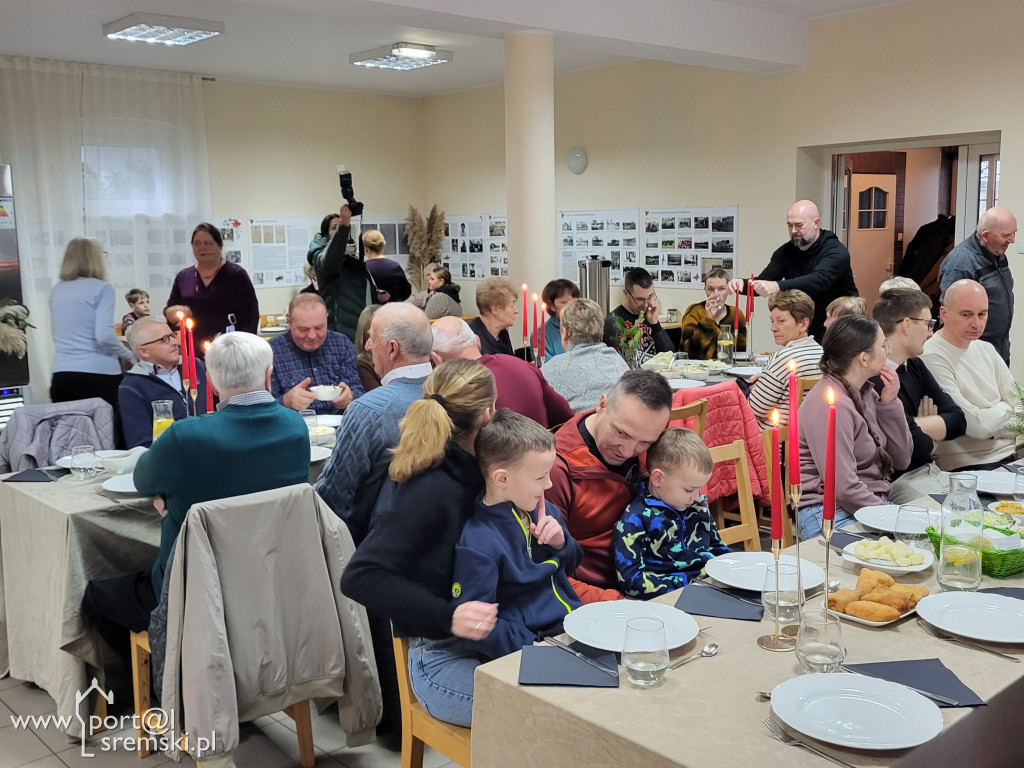 Odnowienie figury św. Jana Niepomucena w Niesłabinie