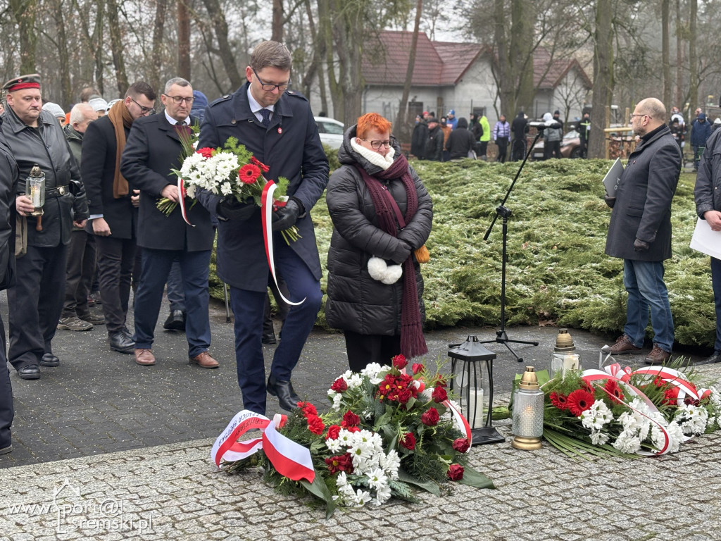 Uroczystości pod Pomnikiem Dobosza