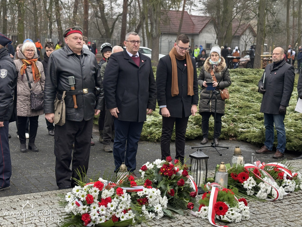 Uroczystości pod Pomnikiem Dobosza