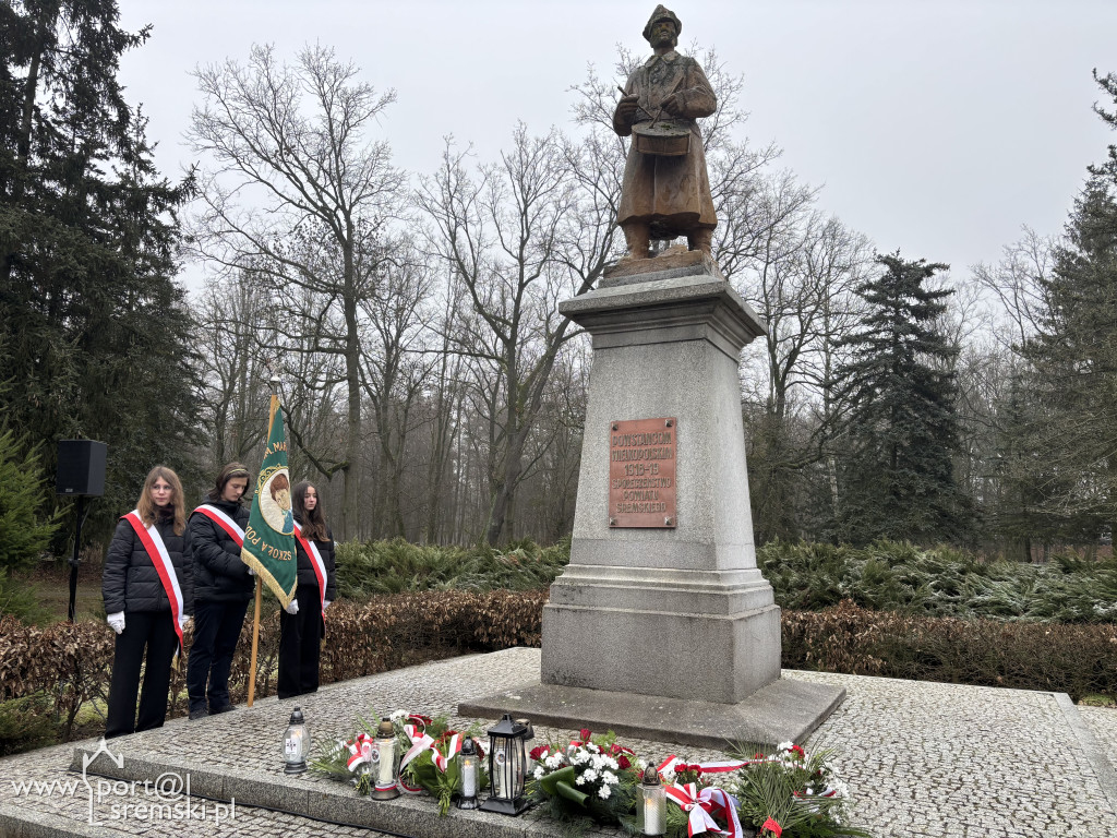 Uroczystości pod Pomnikiem Dobosza