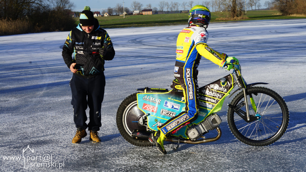 Speedway na lodzie