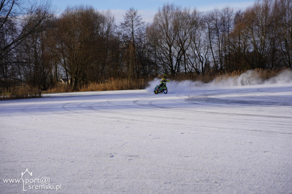 Speedway na lodzie