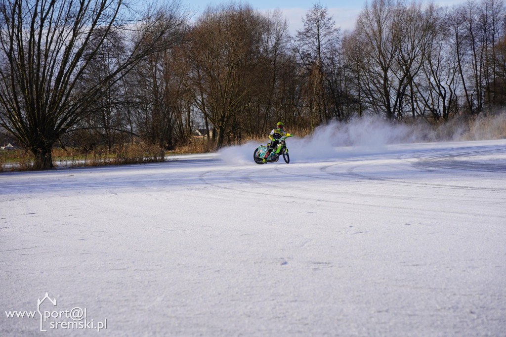 Speedway na lodzie