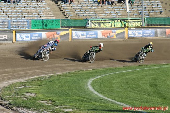 Byki lepsze od Rekinów