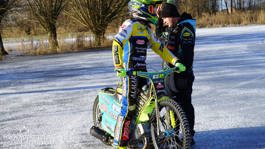 Kolejny trening na lodzie