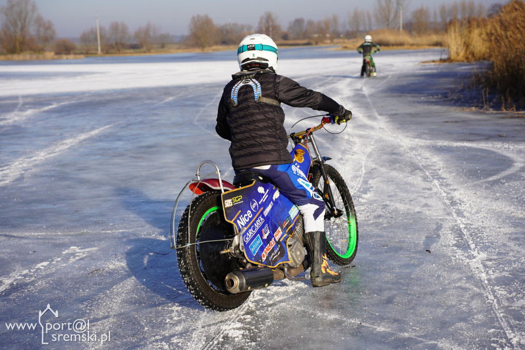 Kolejny trening na lodzie