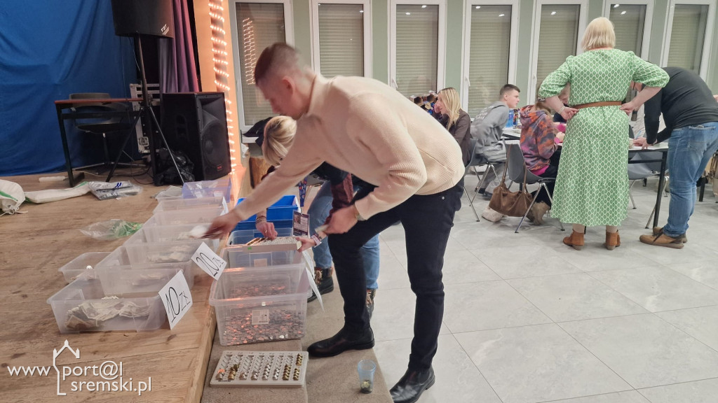 Kulisy liczenia puszek z WOŚP