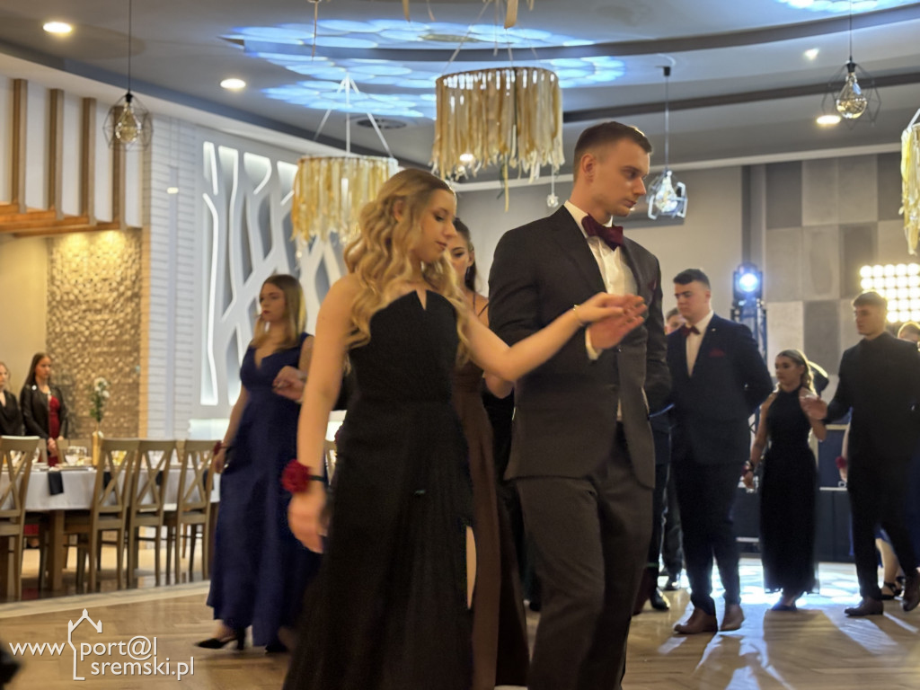 Studniówka ZSR Grzybno