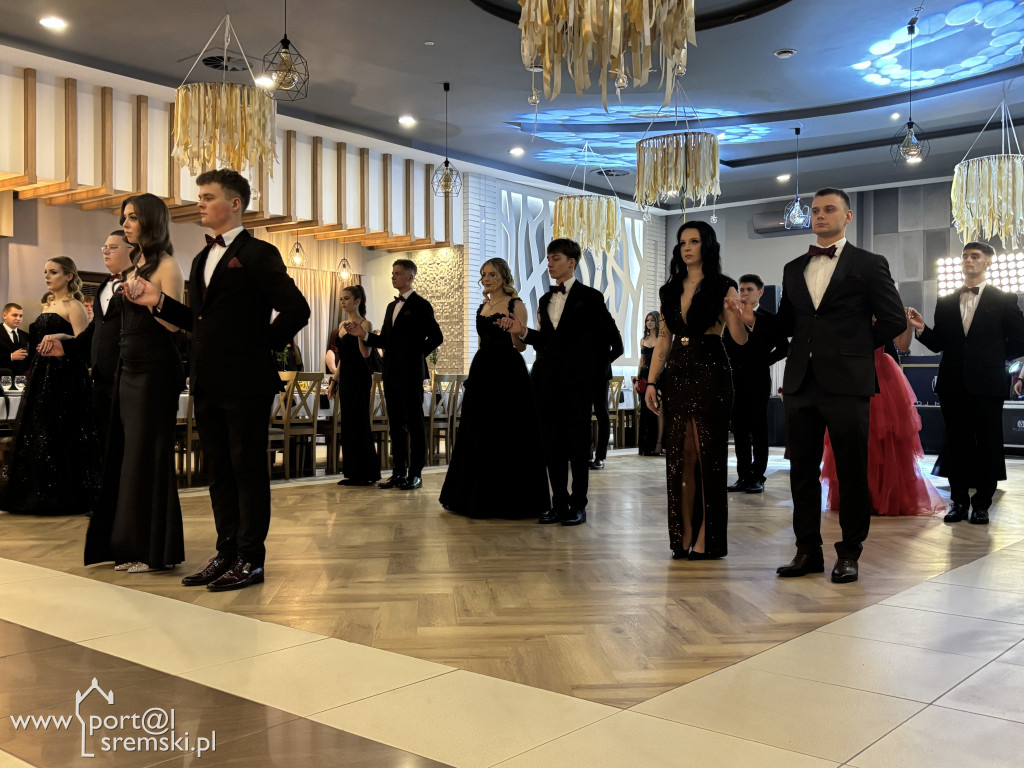 Studniówka ZSR Grzybno