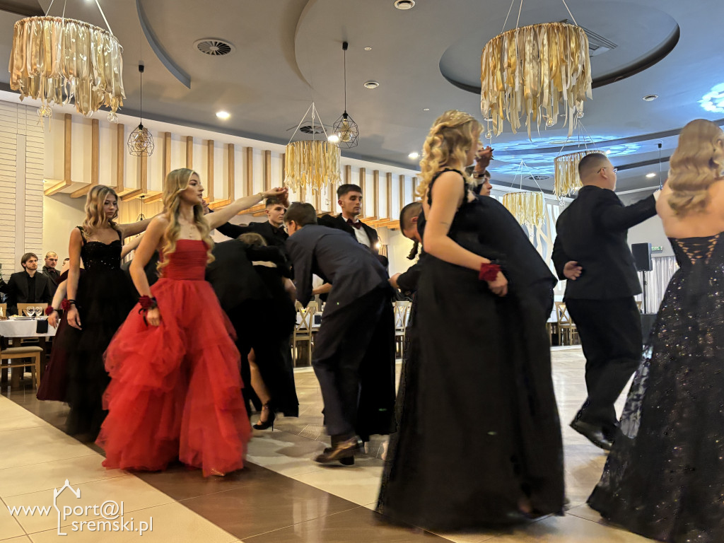 Studniówka ZSR Grzybno