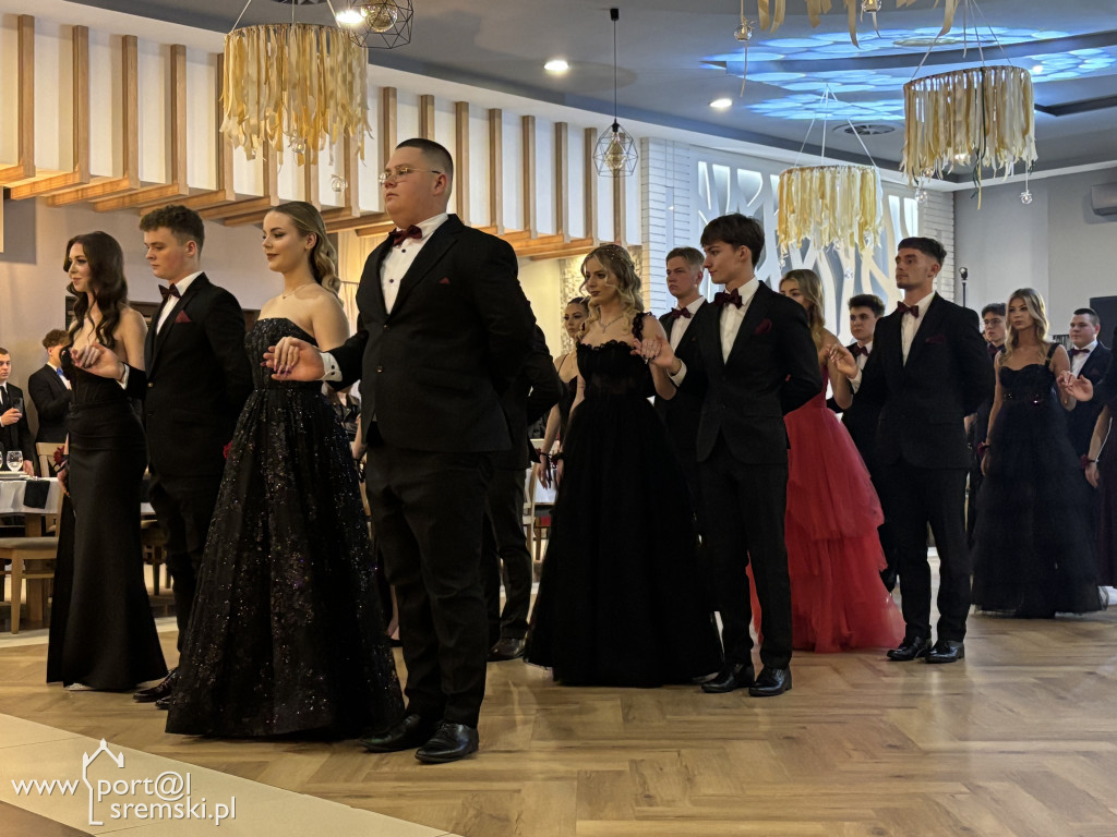 Studniówka ZSR Grzybno