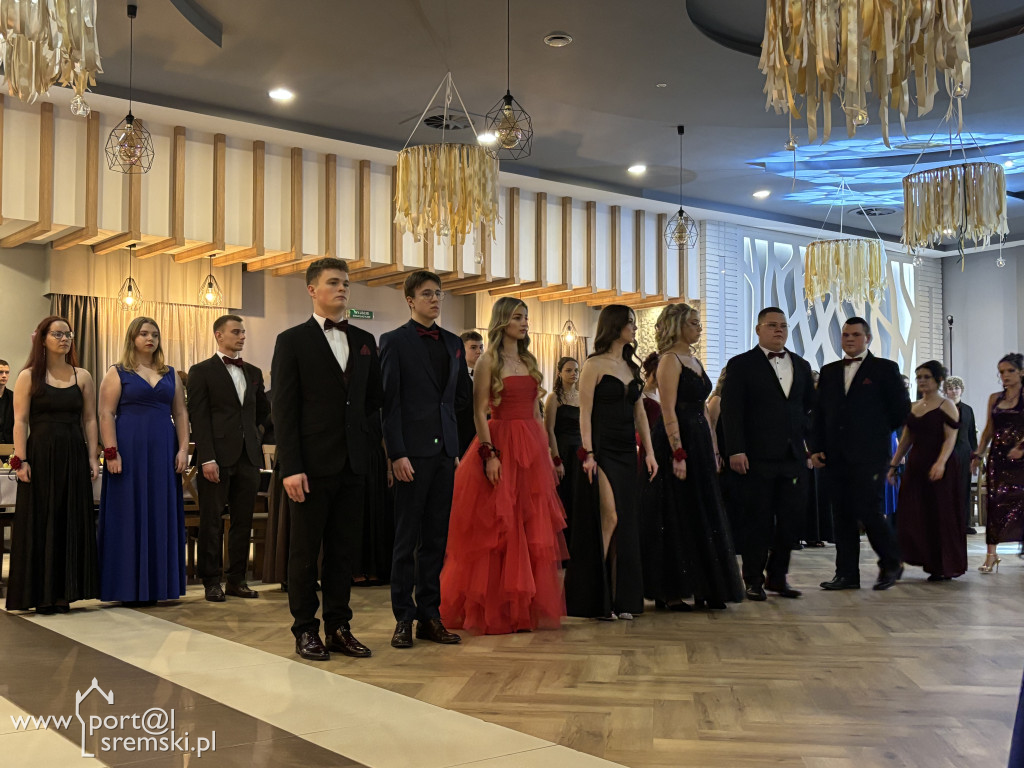 Studniówka ZSR Grzybno