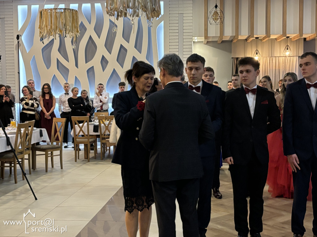 Studniówka ZSR Grzybno