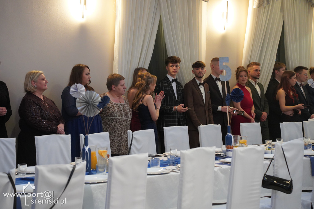 Studniówka w Ekonomiku