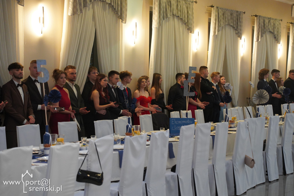 Studniówka w Ekonomiku